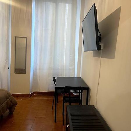 Ridi Che Ti Passa In Vico Lavagna Apartment Genoa Exterior photo